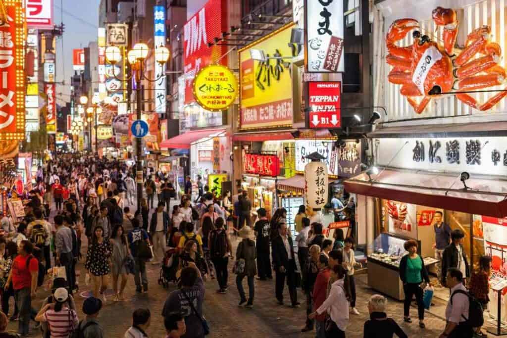 Eat on Dotonbori Food Street Osaka