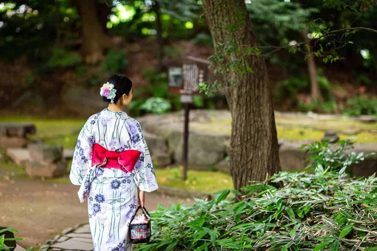 Foreigners Dressed In Yukata Appreciation Or Appropriation? YouGoJapan