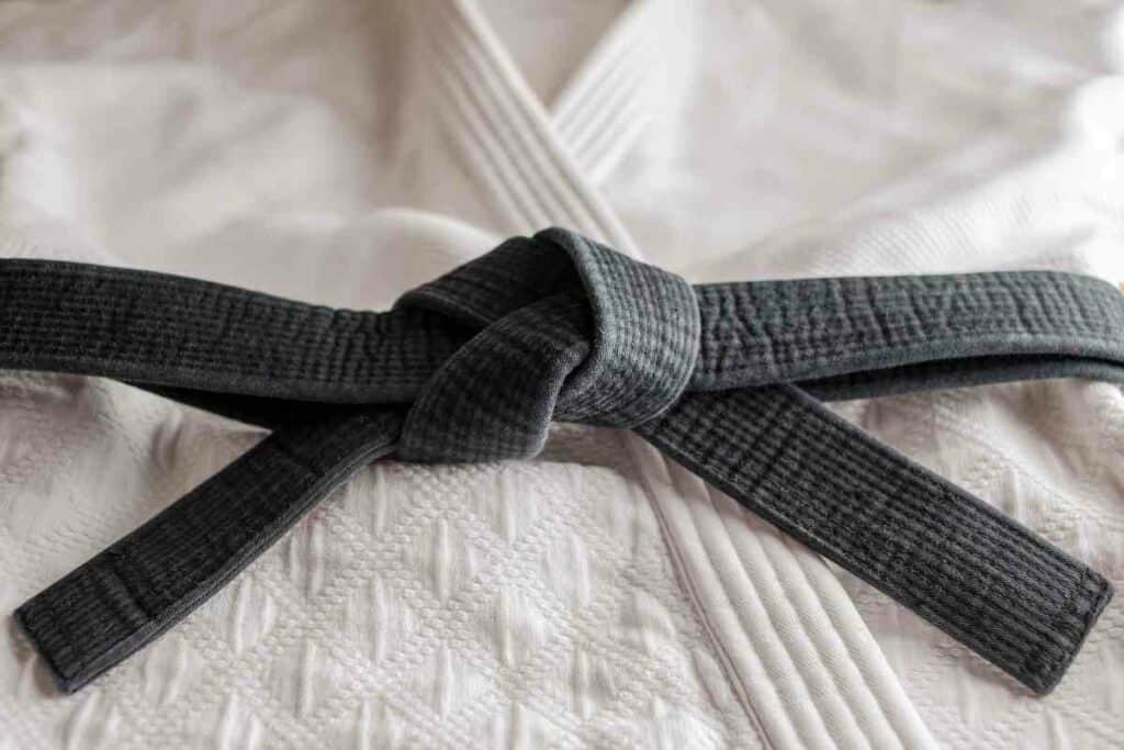 Black judo belt explained