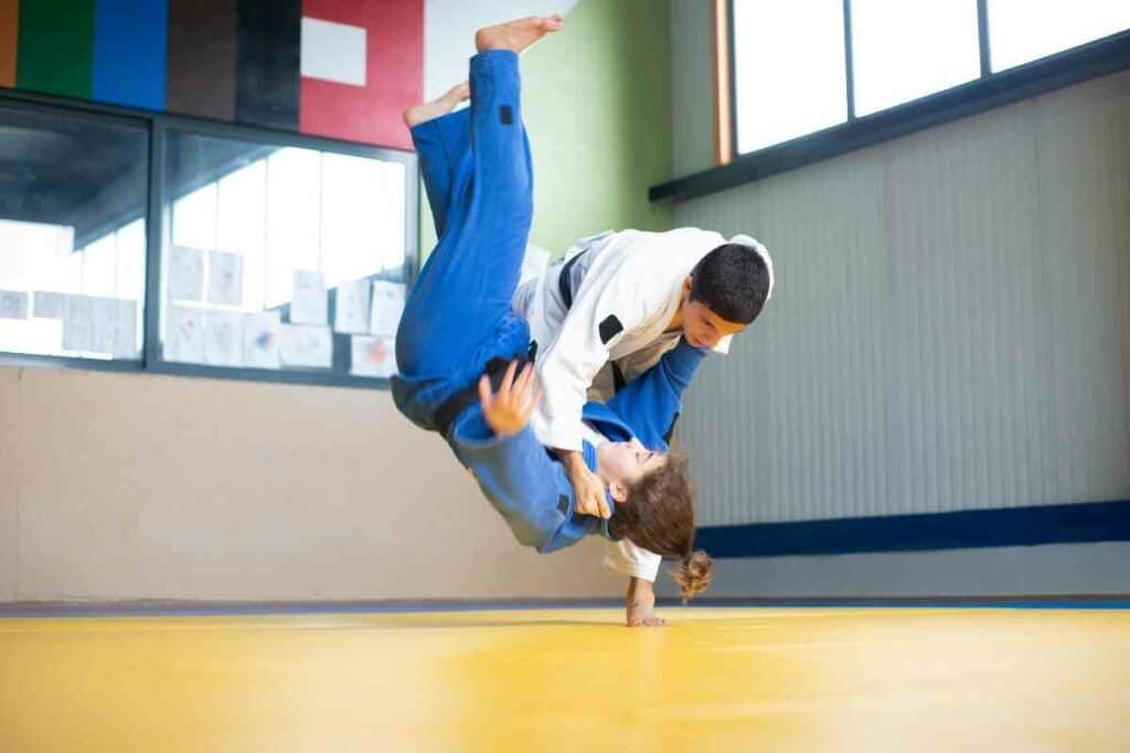 Judo throwing technique guide