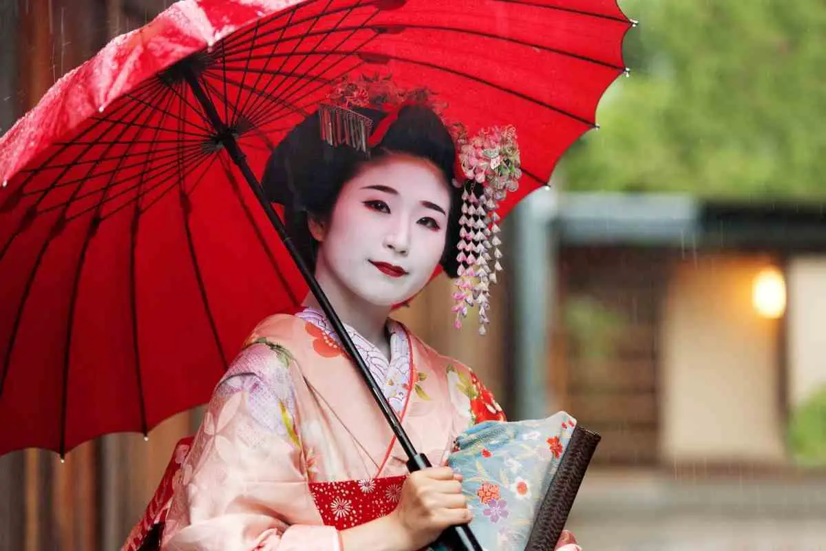 Maiko Vs Geisha Compared: What Are the Differences?