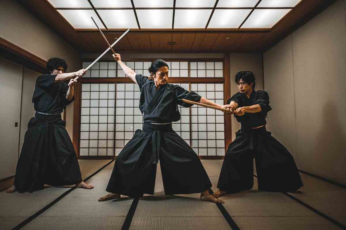 Kendo vs Fencing What's the Difference? YouGoJapan