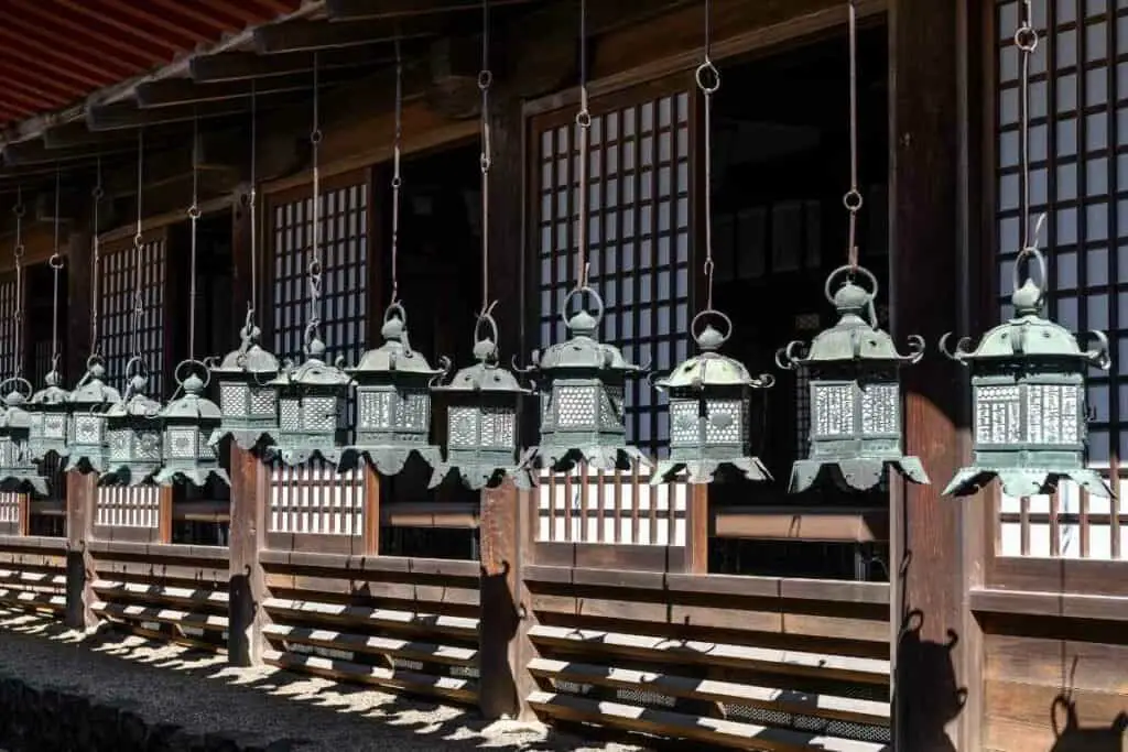 JAPANESE Notable lanterns