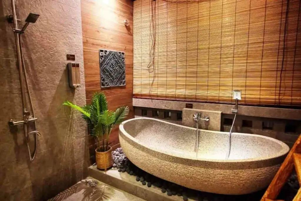 Bathroom tub in Japan