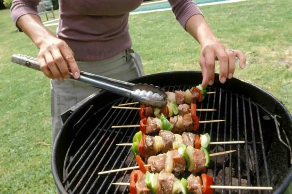 Choosing best yakitori grill guide