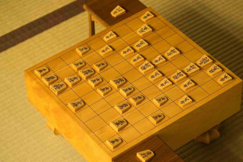 Yellow Mountain Imports Shogi Japanese Chess Game Set - Wooden Board with  Drawers and Traditional Koma Playing Pieces