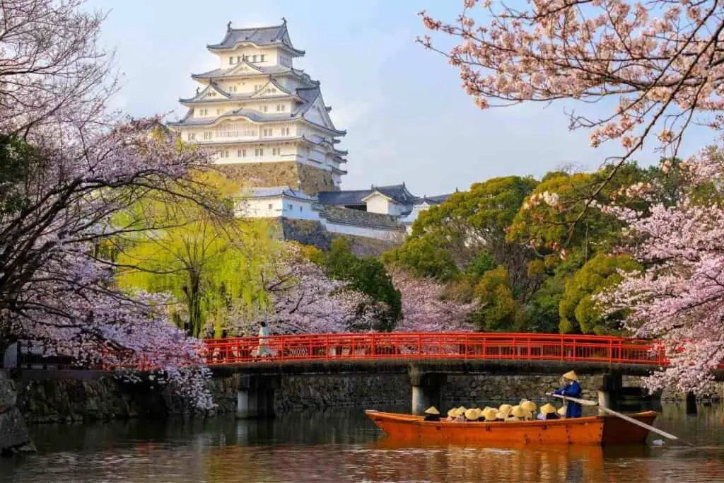 Famous Japanese castles listed