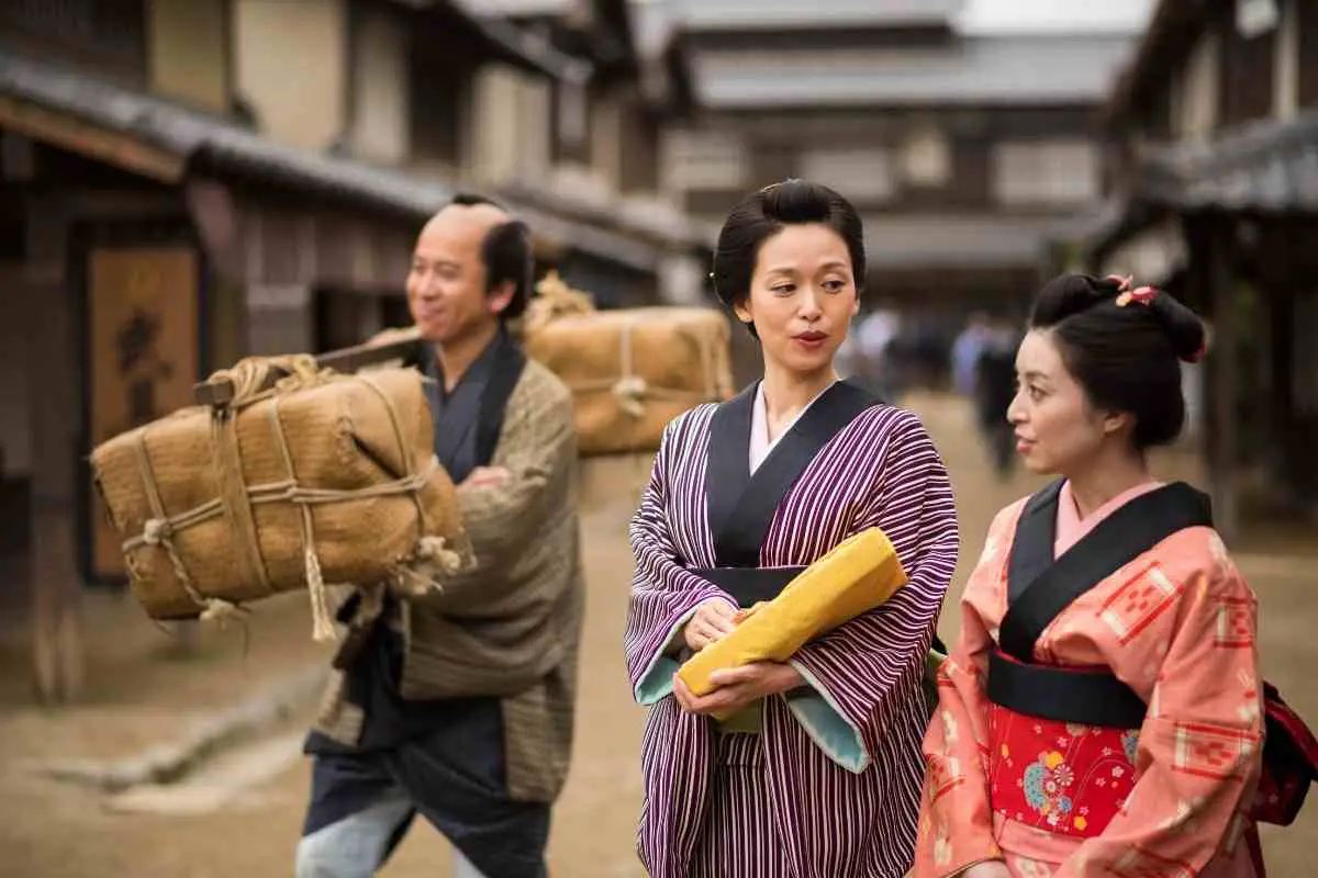 25 Strange Japanese Traditions 