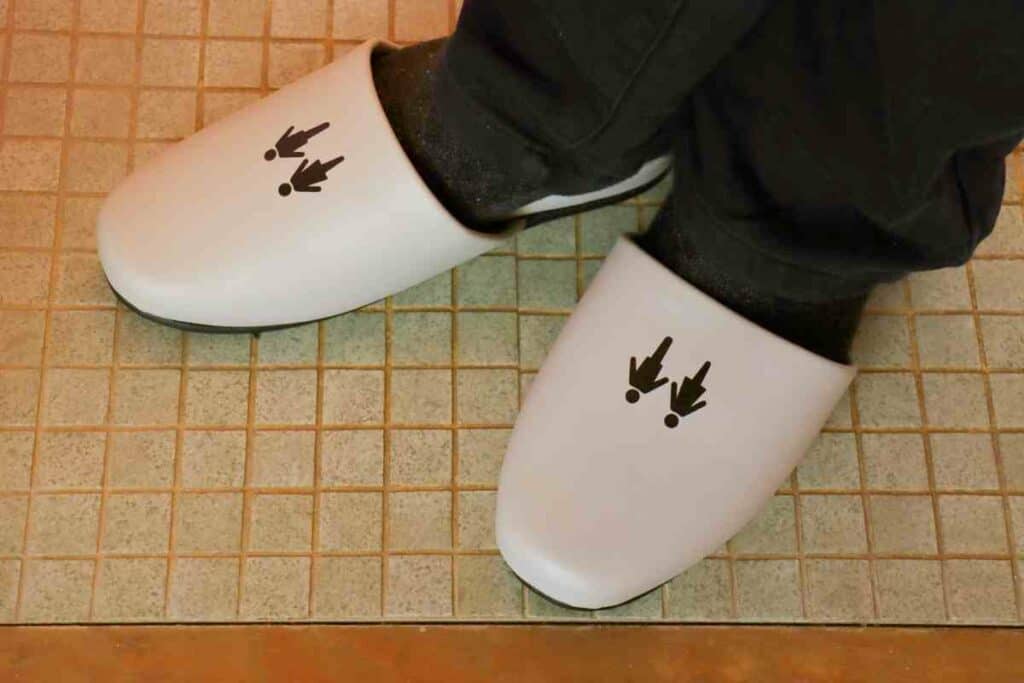 Japanese toilet slippers tradition explained