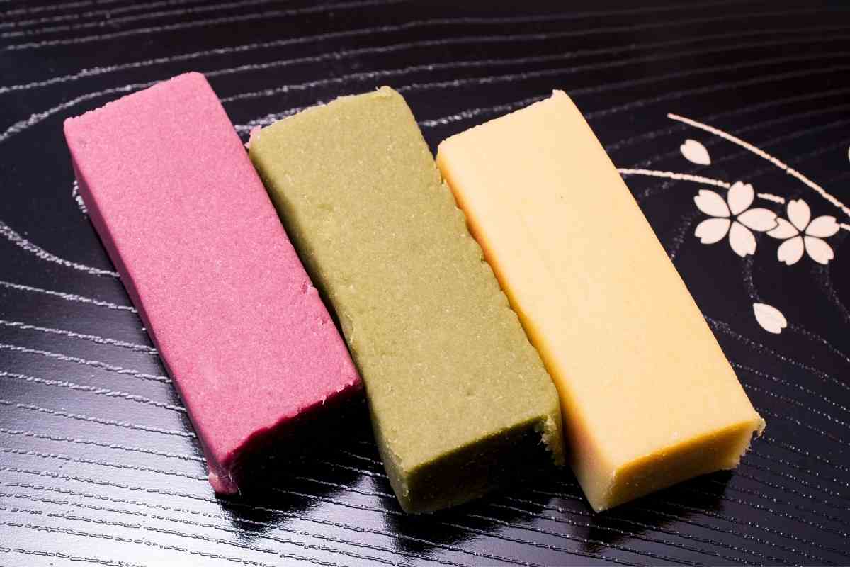 How to Eat Yokan (Yokan Eating Guide) - YouGoJapan