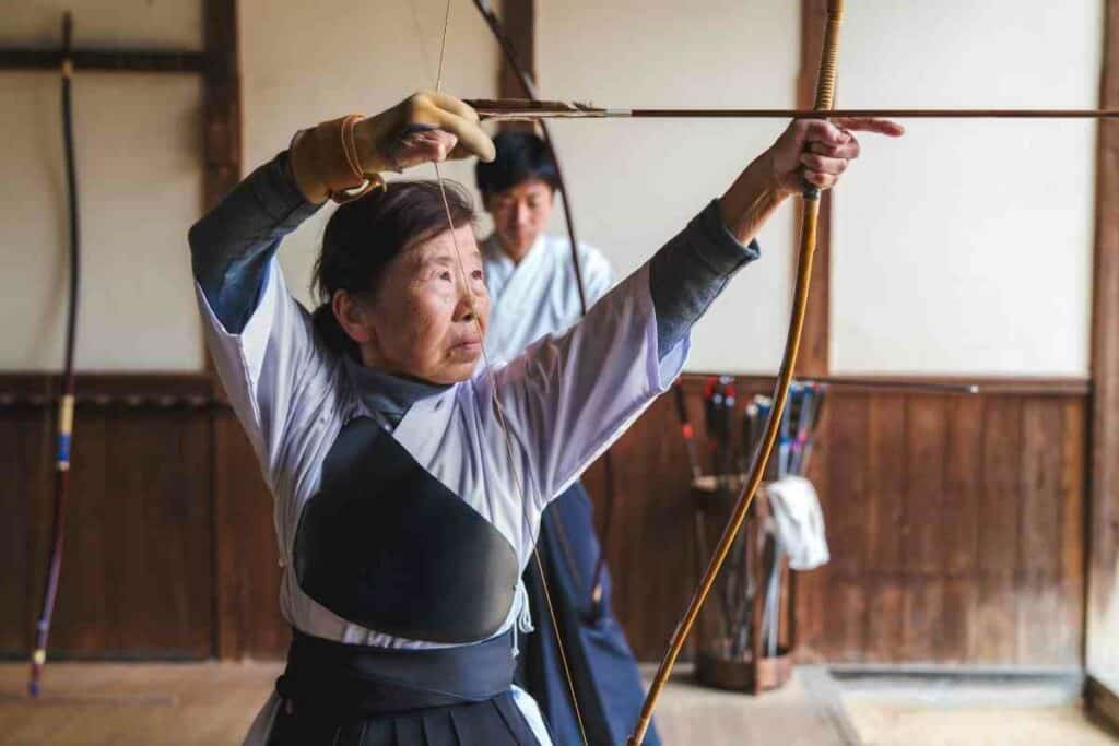 Kyudo bow guide