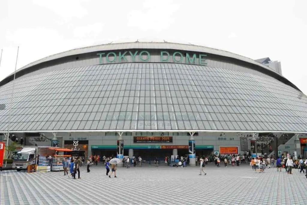 Tokyo Dome entrance daylight