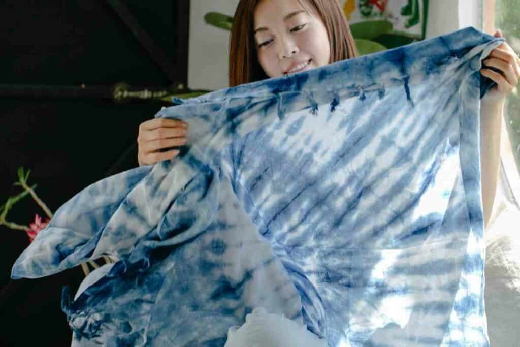 Choose shibori techniques