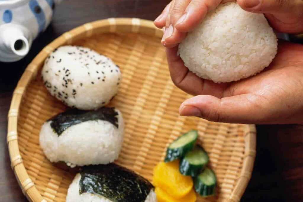 Original shape onigiri cirle