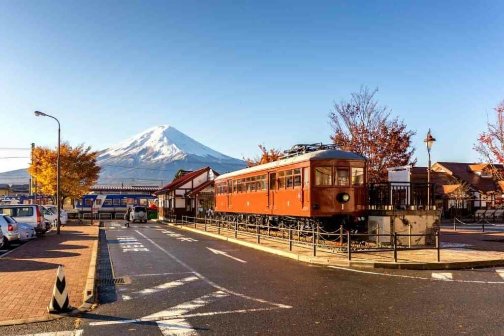 Getting rail tickets for Kawaguchiko