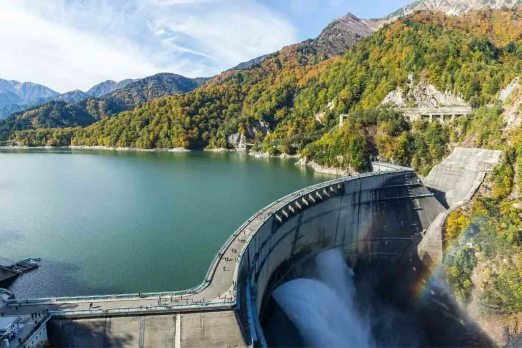 Huge dam in Japan