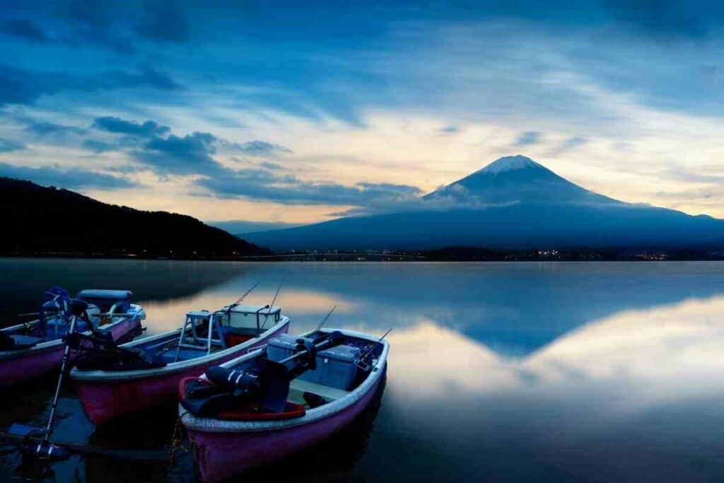 Evening Kawaguchi lake