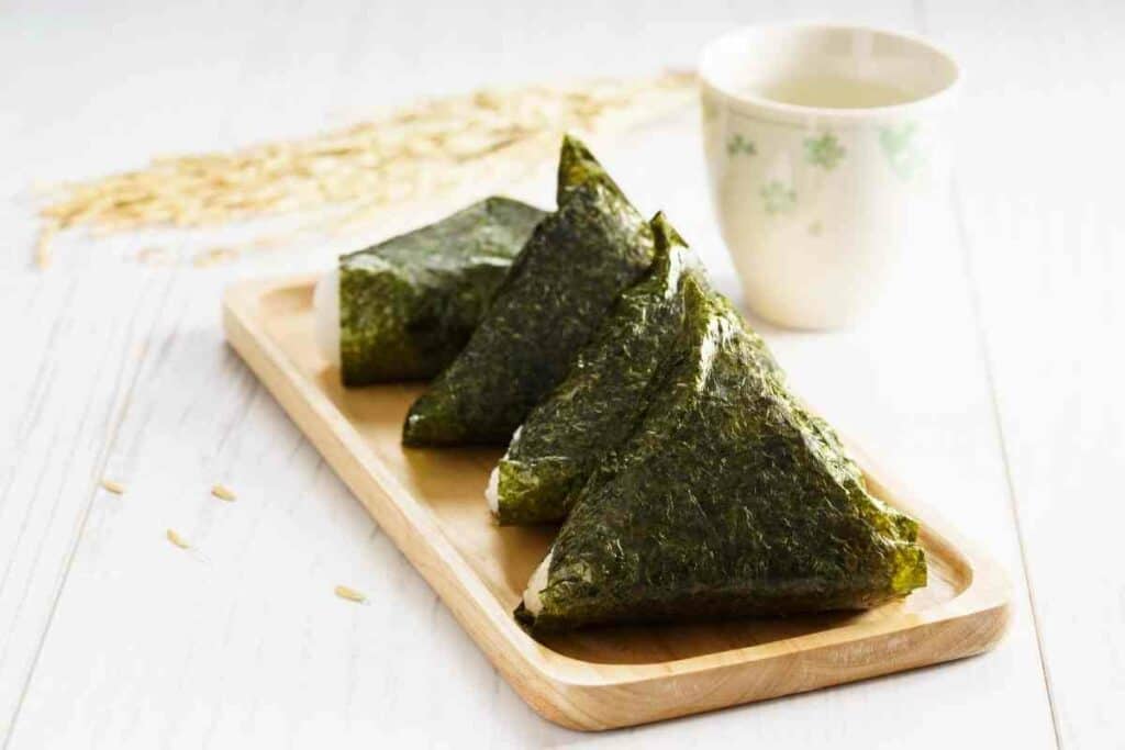 Takana mustard greens onigiri fillings