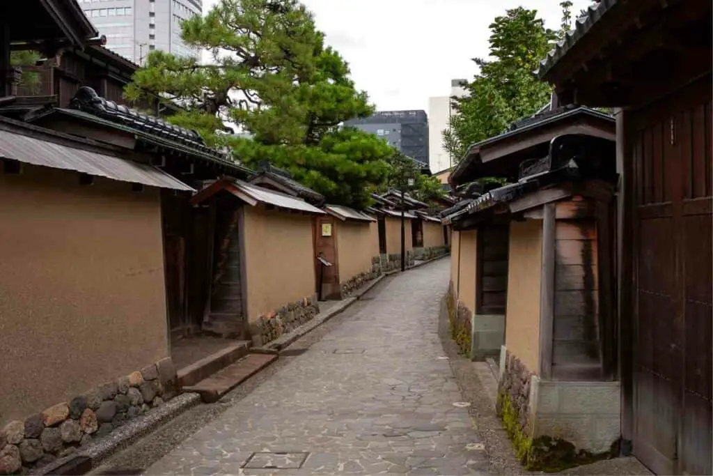 Visit Former Samurai Districts