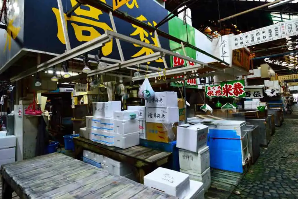 Different Types of Tokyo fish markets