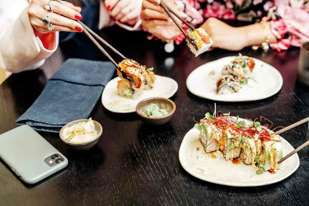 Japanese cuisine Chicago and restaurants