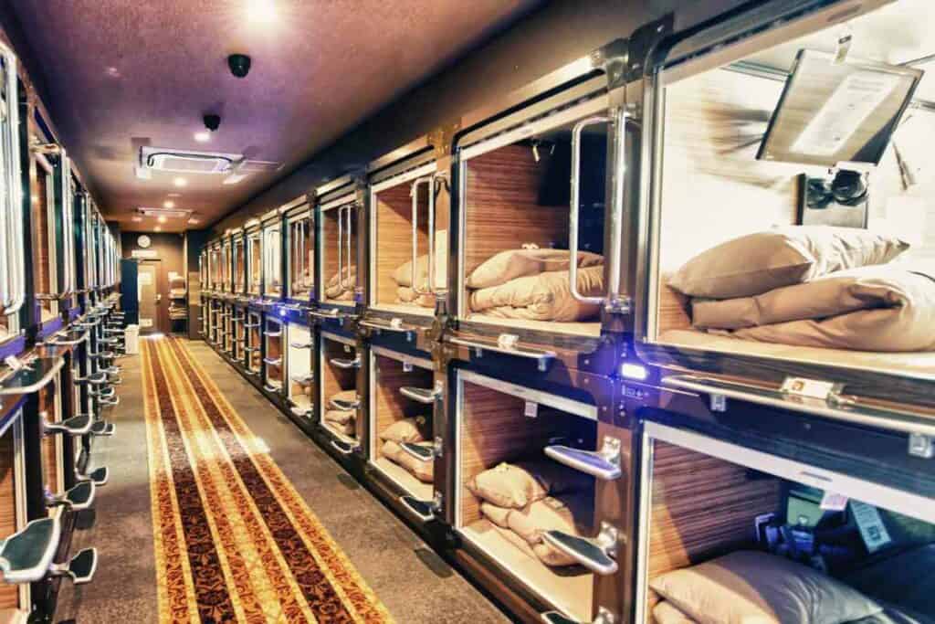 Capsule hotels in Osaka