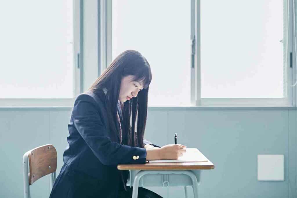 Hair styles in Japanese schools rules