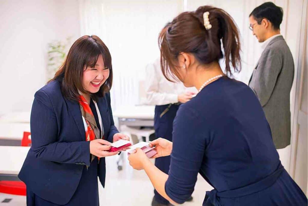 Japanese Business Card Etiquette