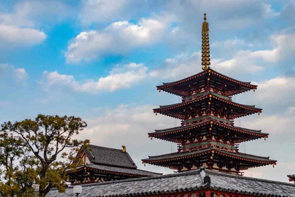 Shitenno-Ji in Osaka