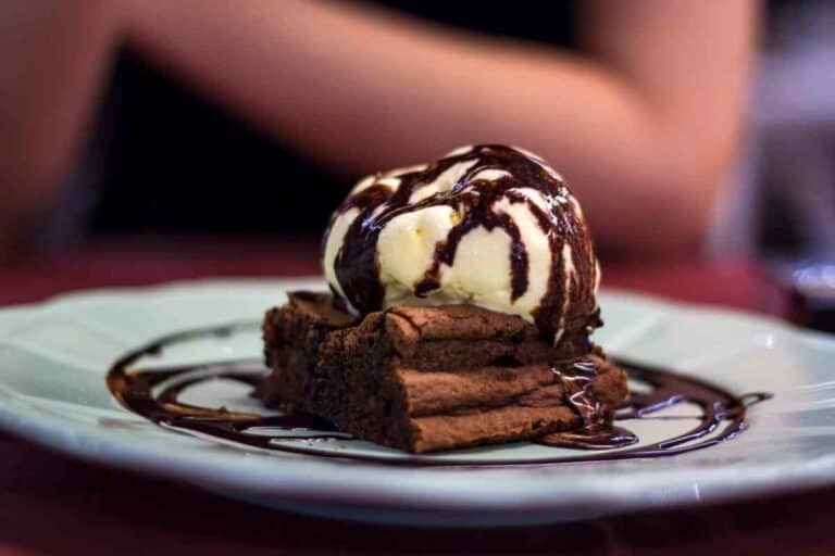 11 Strange Japanese Ice Cream Flavors and Toppings