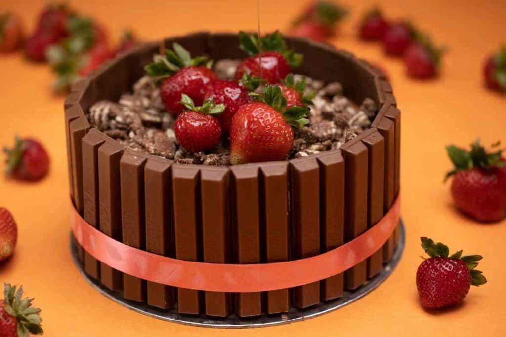 Kit Kat cake in Japan