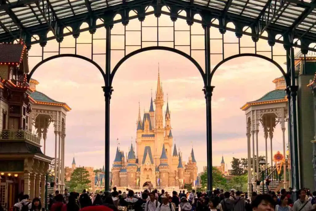 places to stay near Tokyo Disneyland