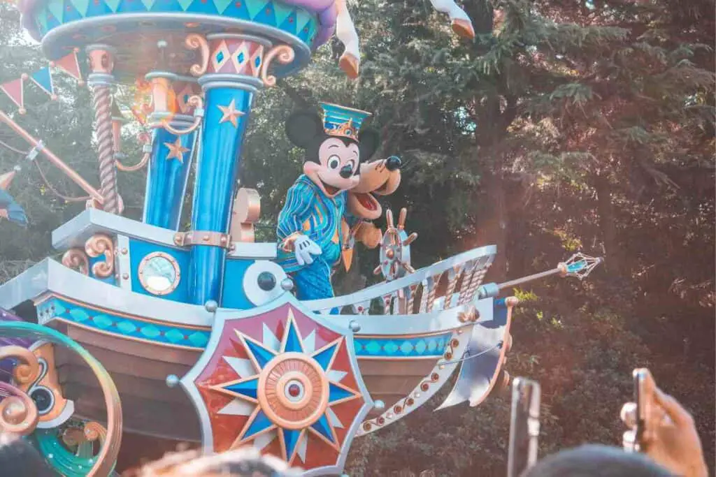planning Tokyo Disneyland visit guide