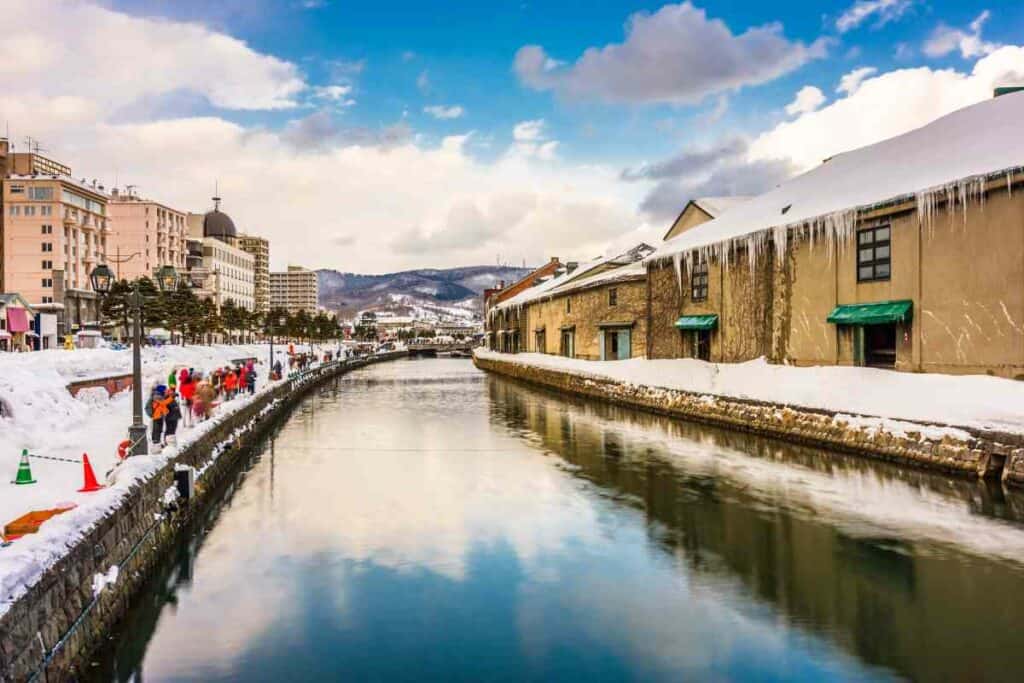 Otaru winter snowing