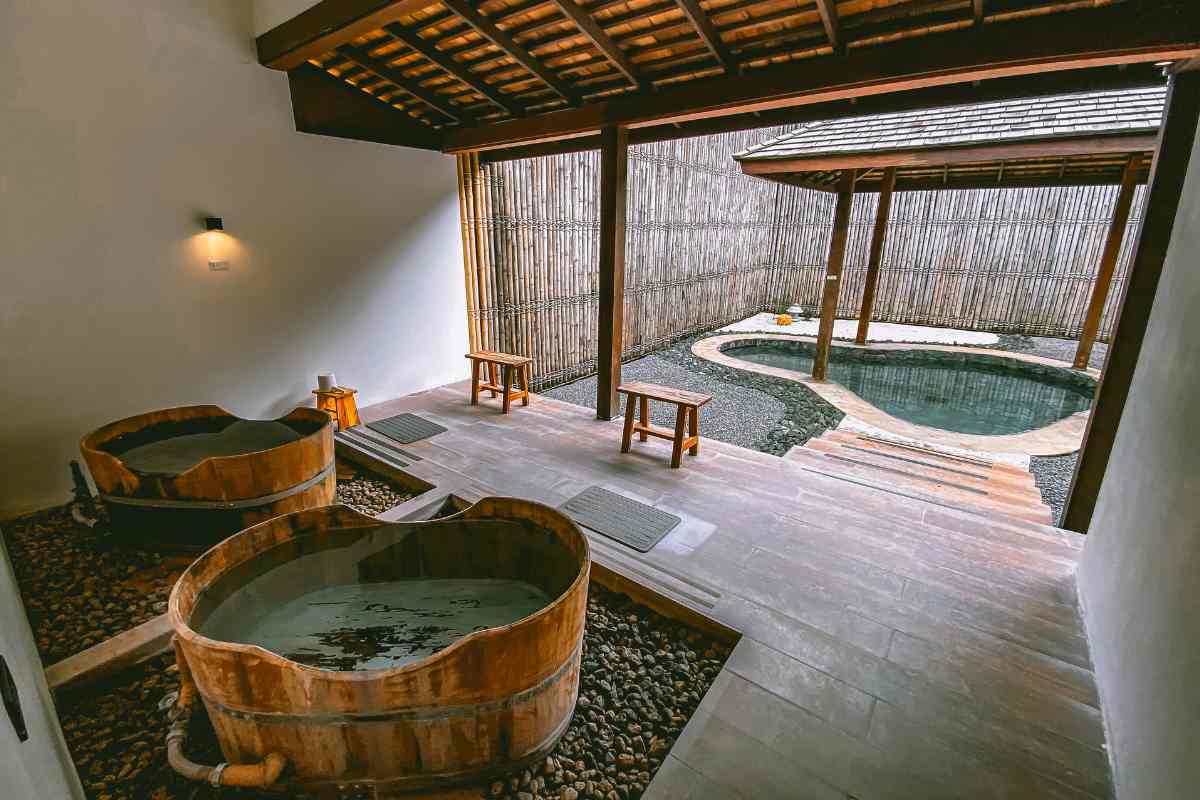 Mizuburo: The Forgotten Cold Water Bath in an Onsen – YouGoJapan