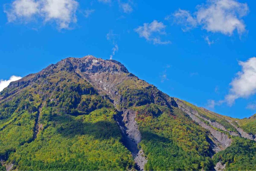 Yakedake trail Kamikochi