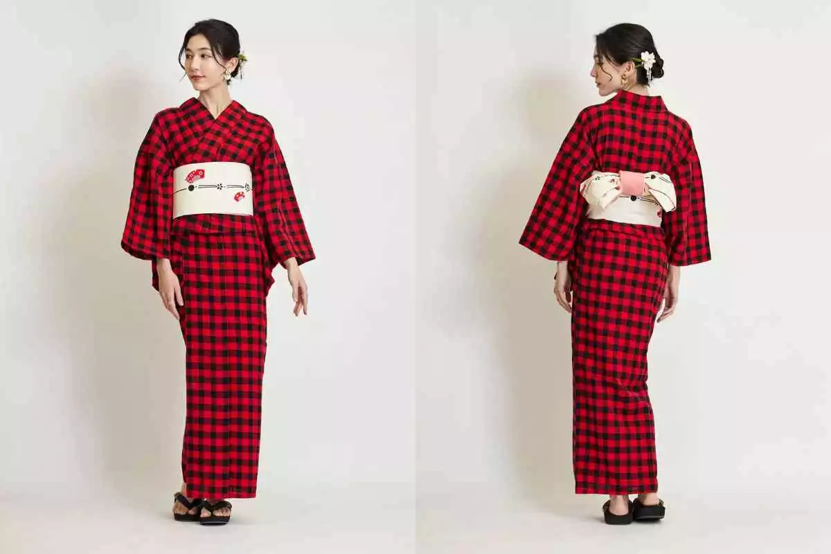 Red Benkei Yukata | Japan Objects Store